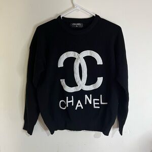 Chanel logo crewneck